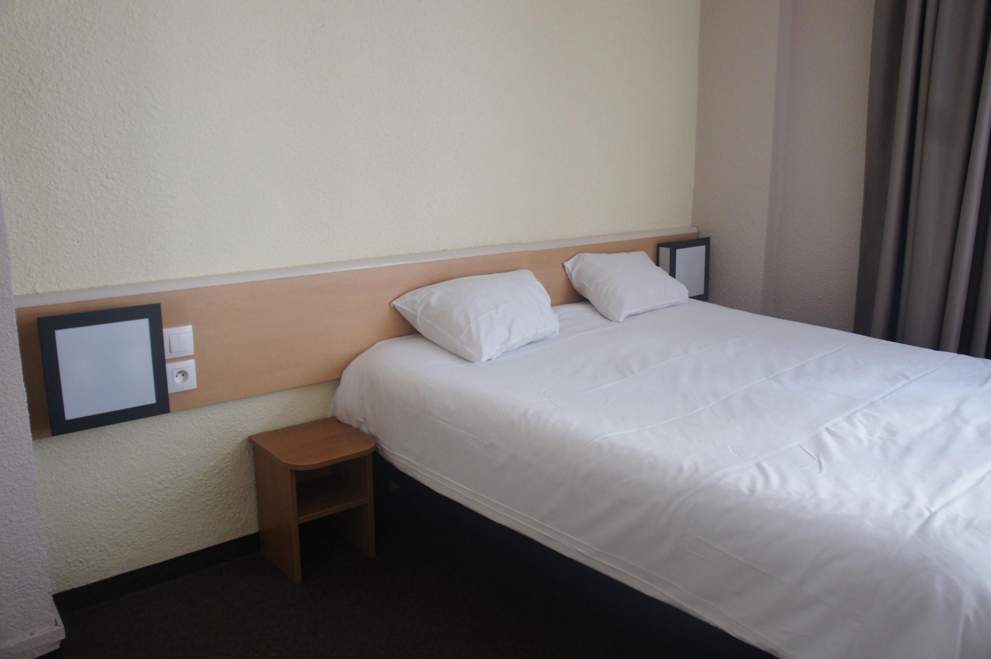 Hotel D'Anjou Levallois-Perret Luaran gambar