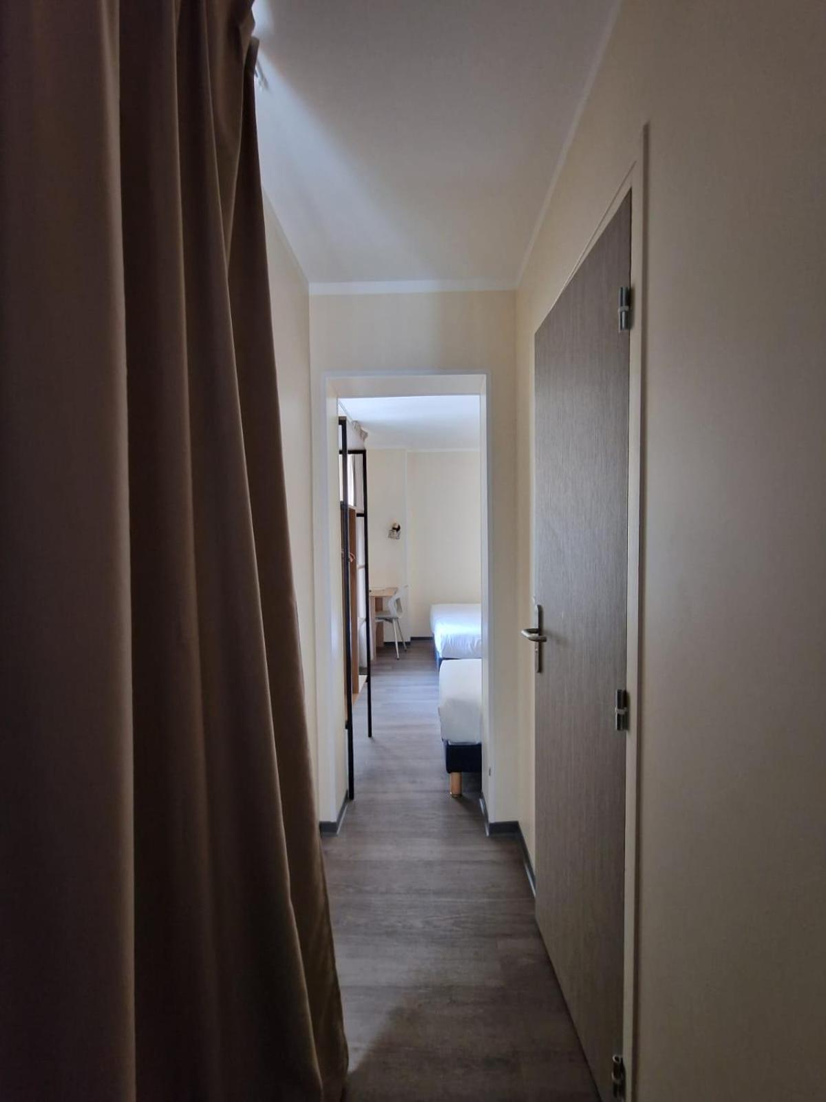 Hotel D'Anjou Levallois-Perret Luaran gambar
